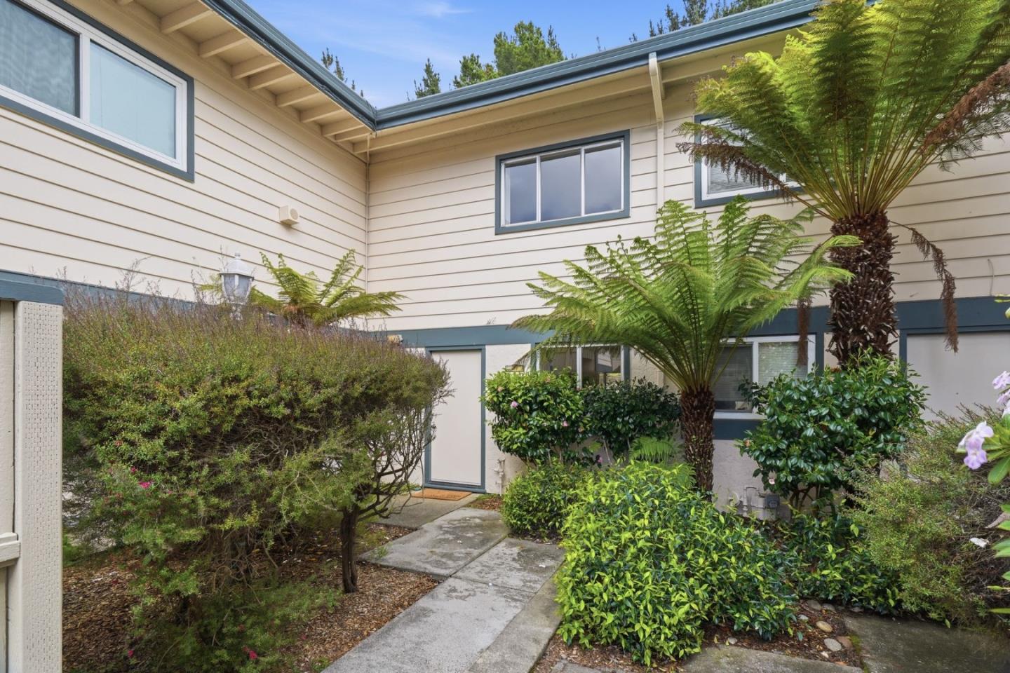 1318 Terra Nova Boulevard