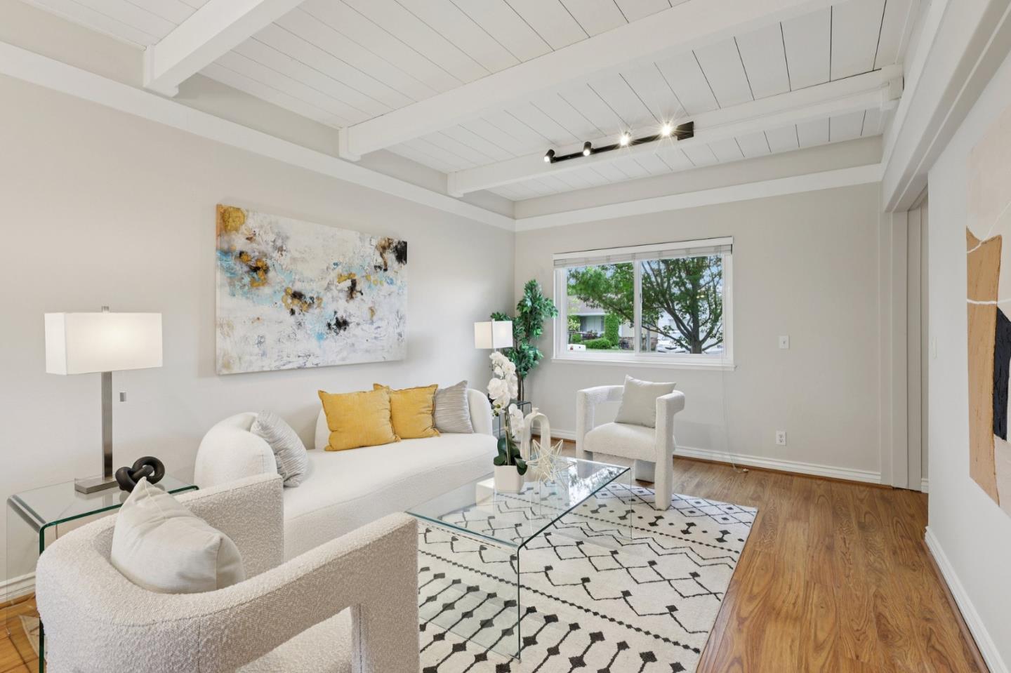 532 Tyrella Avenue 12