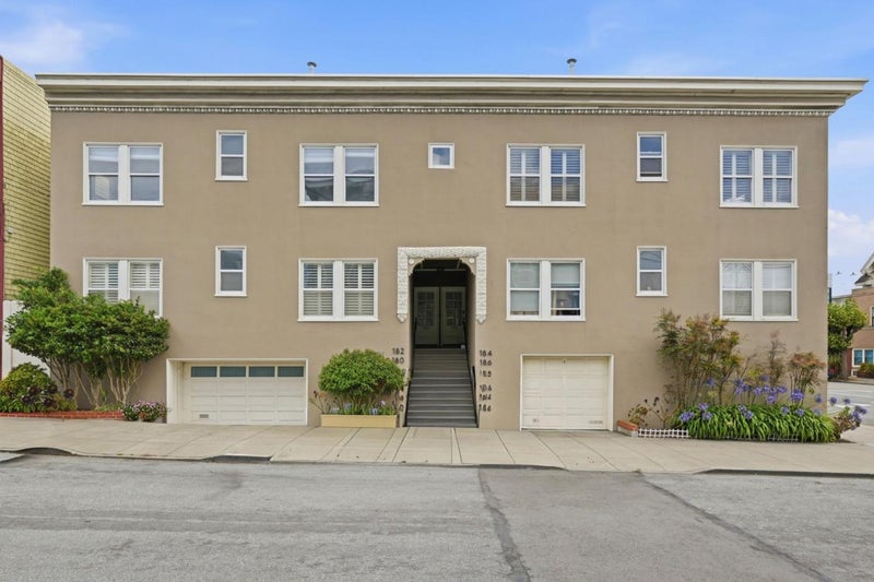 184 5th Avenue