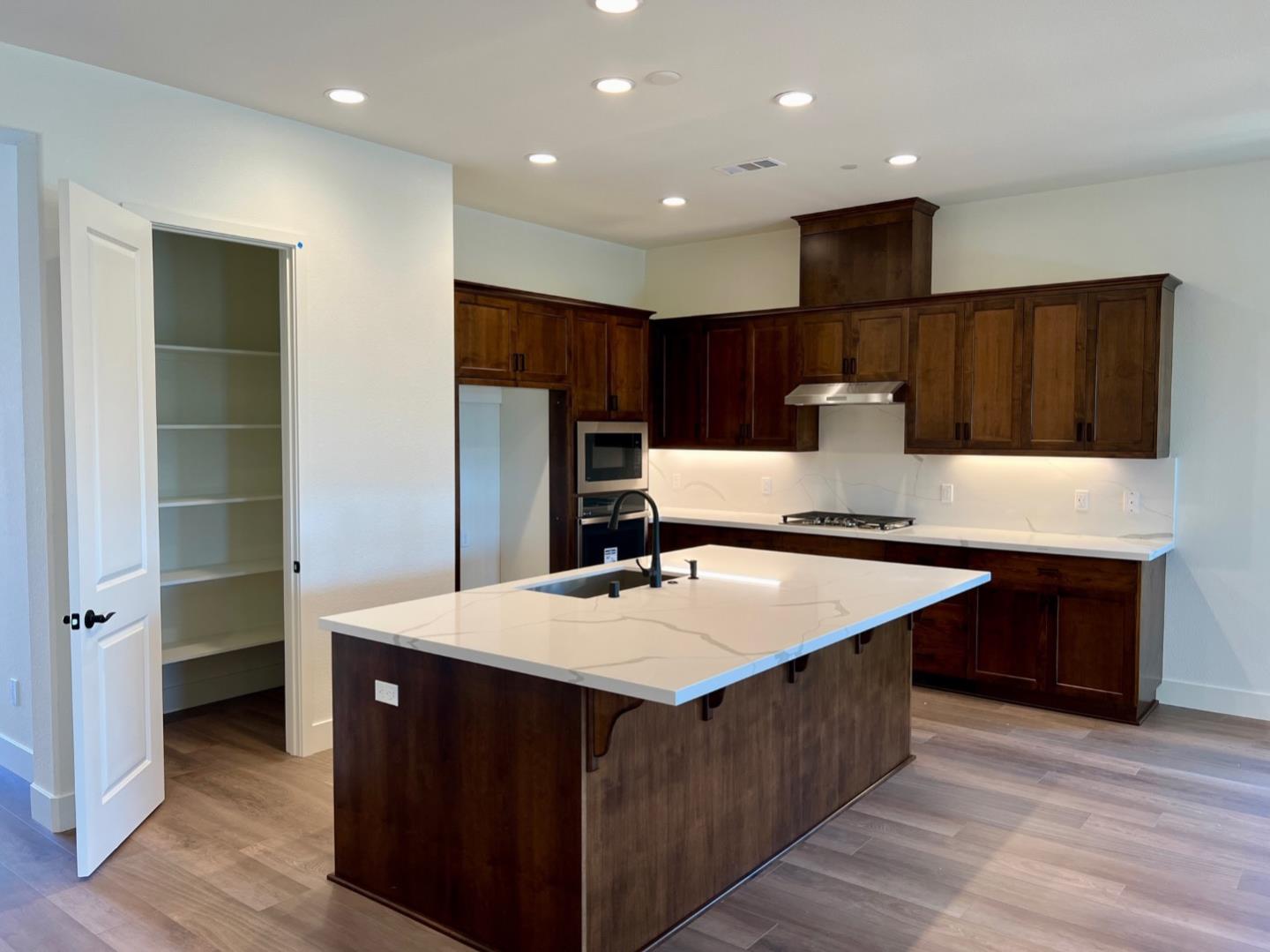 2106 White Oak Drive