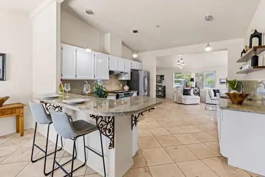 Monterey, California 93940, United States, 3 Bedrooms Bedrooms, ,2 BathroomsBathrooms,Residential,Active,175316