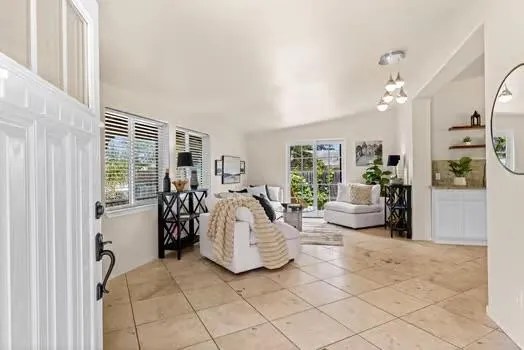 Monterey, California 93940, United States, 3 Bedrooms Bedrooms, ,2 BathroomsBathrooms,Residential,Active,175316