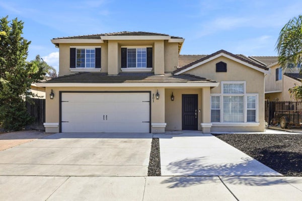 201 LE CHATEAU DR, HOLLISTER, CA 95023 - Image 2f8a09d911e26508861ee60d9c06aa10/697690283
