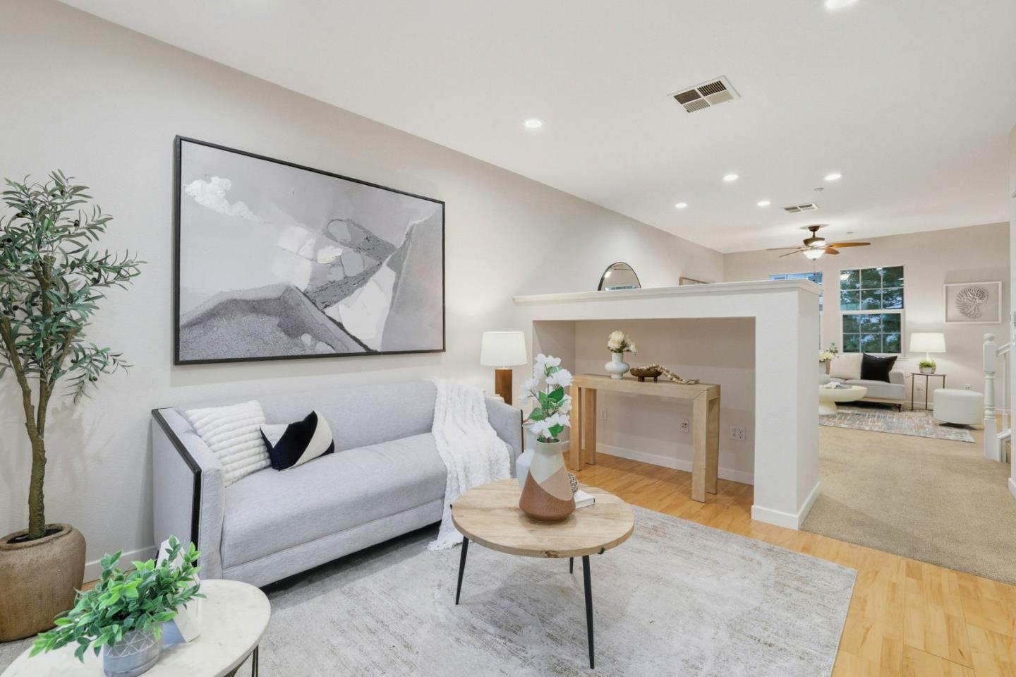 1129 Munich Terrace