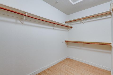 Tiny photo for 559 Topley Court, VALLEJO, CA 94591 (MLS # ML82029410)