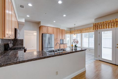 Tiny photo for 559 Topley Court, VALLEJO, CA 94591 (MLS # ML82029410)