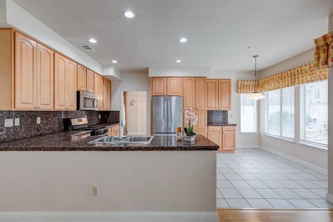 Tiny photo for 559 Topley Court, VALLEJO, CA 94591 (MLS # ML82029410)