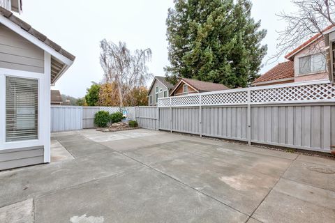 Tiny photo for 559 Topley Court, VALLEJO, CA 94591 (MLS # ML82029410)