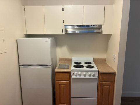 Tiny photo for 109 Piccadilly Place #E, SAN BRUNO, CA 94066 (MLS # ML82029728)