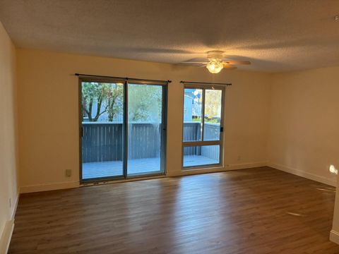 Tiny photo for 109 Piccadilly Place #E, SAN BRUNO, CA 94066 (MLS # ML82029728)