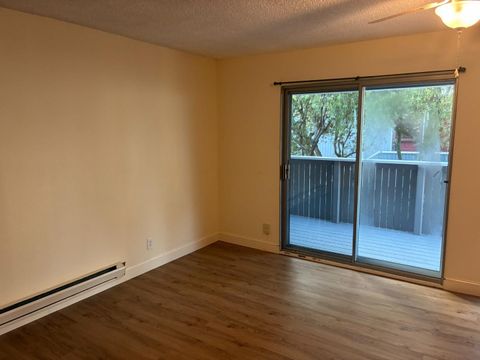 Tiny photo for 109 Piccadilly Place #E, SAN BRUNO, CA 94066 (MLS # ML82029728)