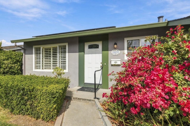 463 Roading Drive