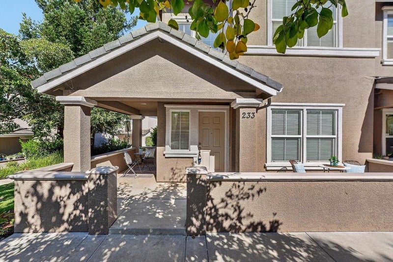 233 Lighthouse Drive