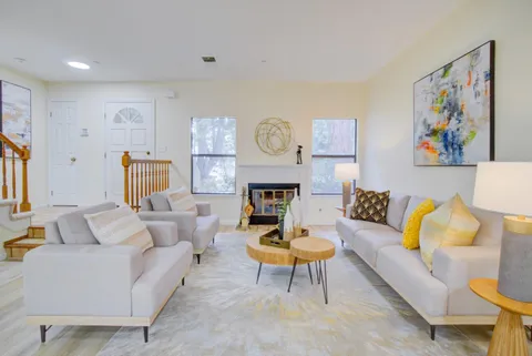 926 La Mesa Terrace Unit F, Sunnyvale, CA 94086 - #: ML81999421