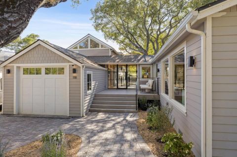 Photo of 118 Hillside Drive, WOODSIDE, CA 94062 (MLS # ML82022347) Photo of 118 Hillside Drive, WOODSIDE, CA 94062 (MLS # ML82022347)