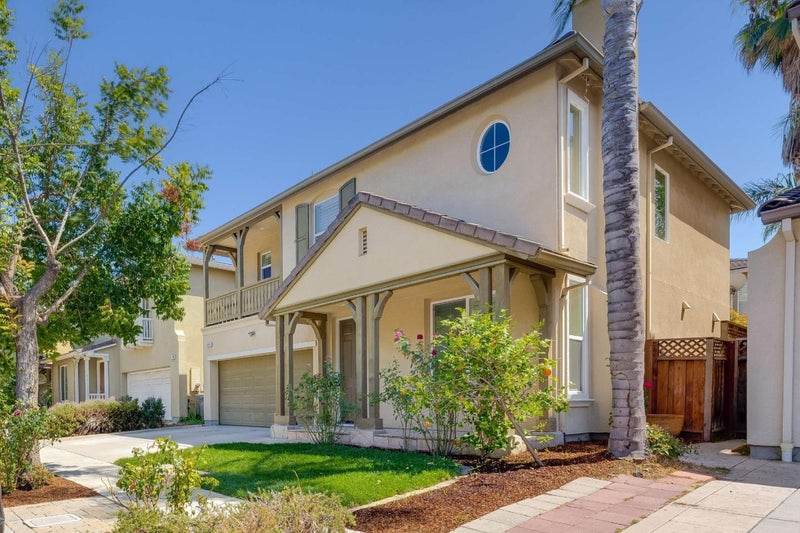 1094 Rock Avenue