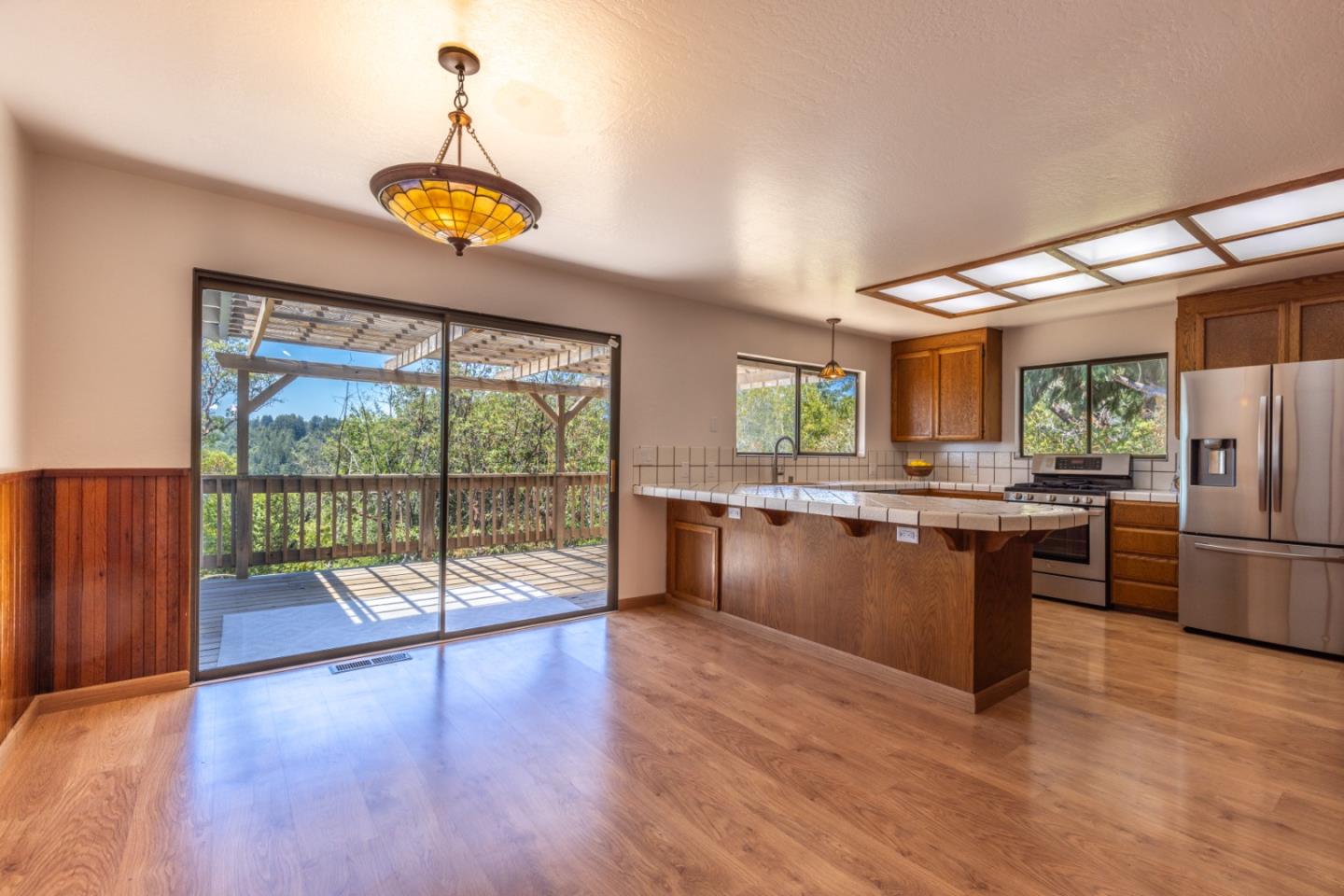 16214 Redwood Lodge Road