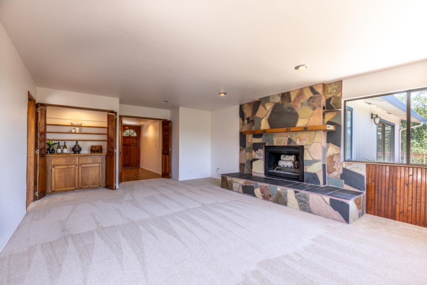 16214 Redwood Lodge Road