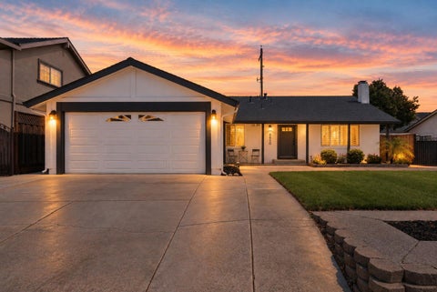 Photo of 5650 Orchard Park Drive, SAN JOSE, CA 95123 (MLS # ML82061504)