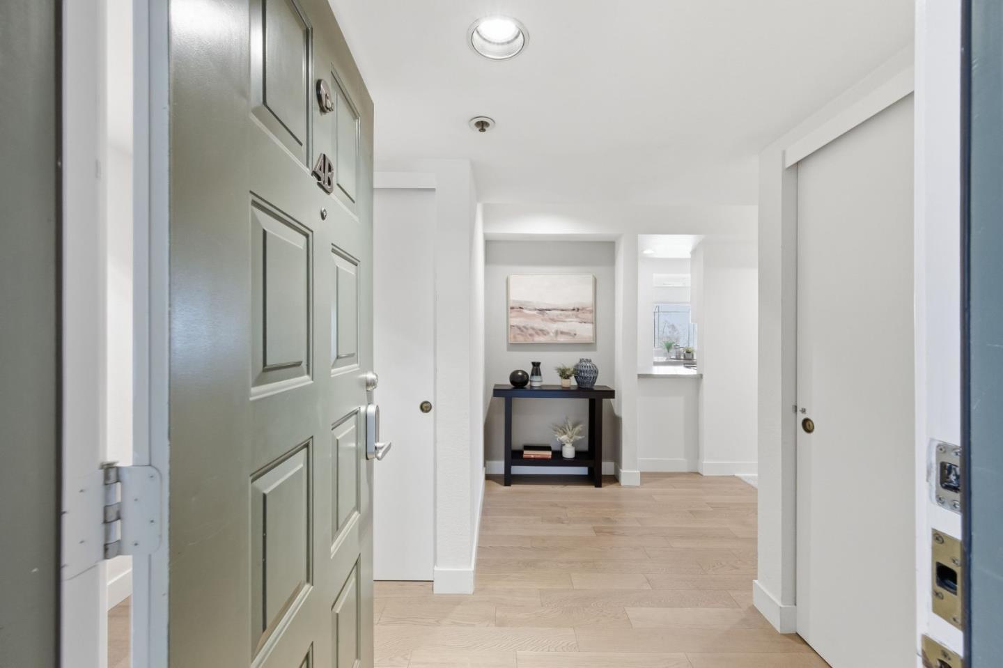 165 Forest Avenue 4B