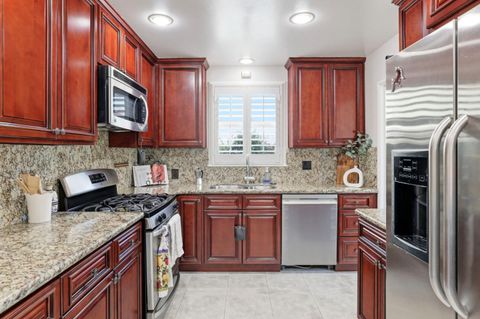 Tiny photo for 212 S Cragmont Avenue, SAN JOSE, CA 95127 (MLS # ML82034119)