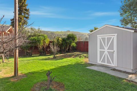 Tiny photo for 212 S Cragmont Avenue, SAN JOSE, CA 95127 (MLS # ML82034119)