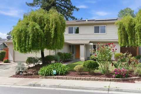 Photo of 15675 La Sierra Court, MORGAN HILL, CA 95037 (MLS # ML82044770)