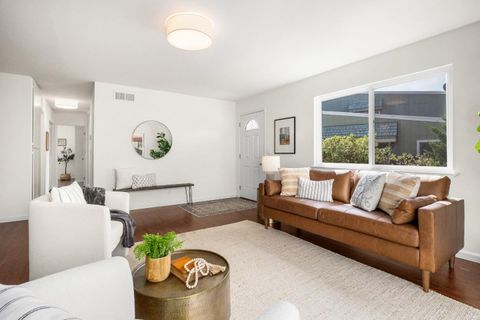 Tiny photo for 161 Harbor Oaks Circle, SANTA CRUZ, CA 95062 (MLS # ML82024321)