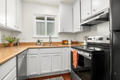 Tiny photo for 161 Harbor Oaks Circle, SANTA CRUZ, CA 95062 (MLS # ML82024321)