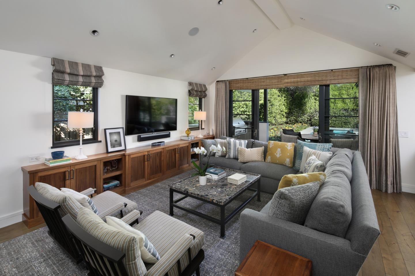 1143 Greenwood Avenue