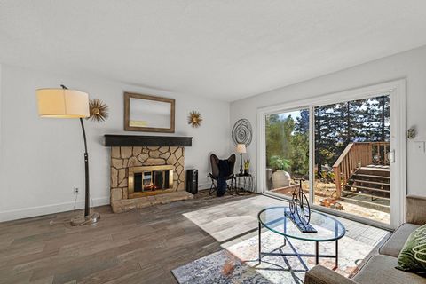 Tiny photo for 464 Archglen Way, SAN JOSE, CA 95111 (MLS # ML82025295)