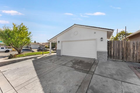 Tiny photo for 320 Manzanita Court, MILPITAS, CA 95035 (MLS # ML82052135)