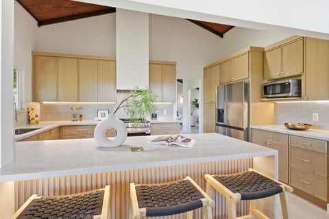 Tiny photo for 3175 Oak Leaf Court, Morgan Hill, CA 95037 (MLS # ML82048617)