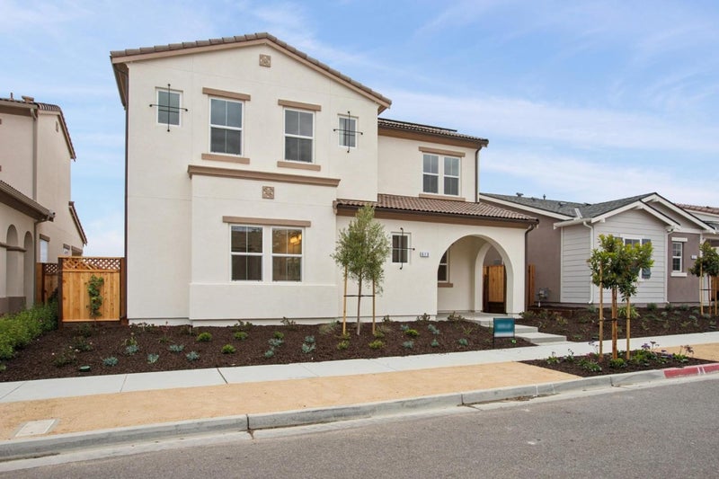 619 Santa Lucia Way