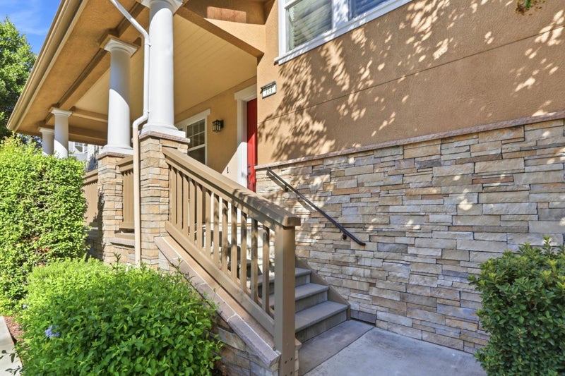 161 Salmar Terrace