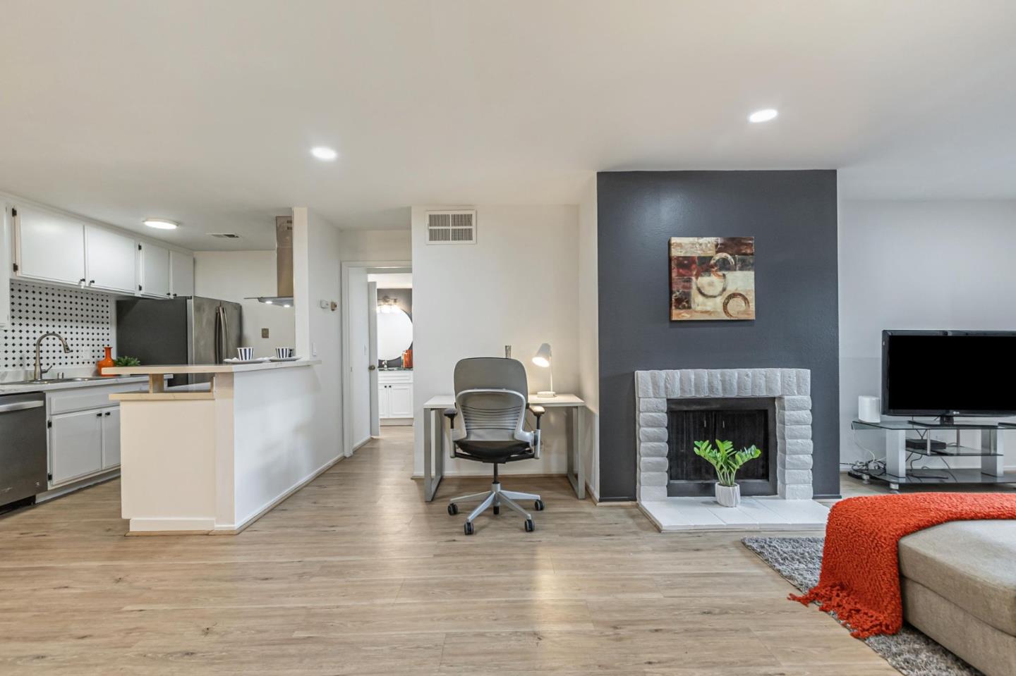 247 North Capitol Avenue 105