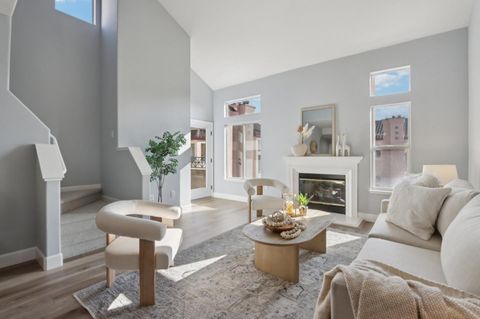 Photo of 1951 Ofarrell Street #404, SAN MATEO, CA 94403 (MLS # ML82029616)