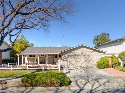 Tiny photo for 841 Maranta Avenue, Sunnyvale, CA 94087 (MLS # ML82036911)