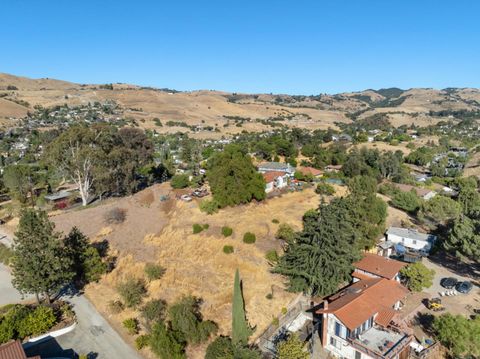 Tiny photo for 14847 Watters Drive, SAN JOSE, CA 95127 (MLS # ML82026264)