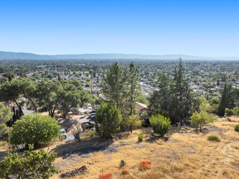 Tiny photo for 14847 Watters Drive, SAN JOSE, CA 95127 (MLS # ML82026264)