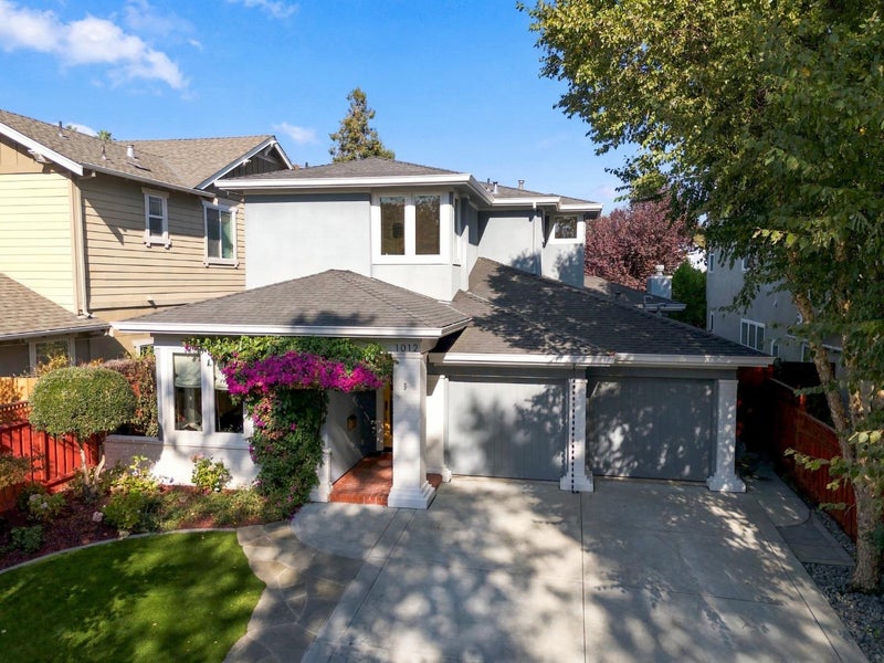 1012 Riverside Drive