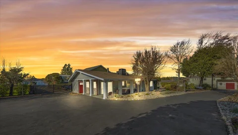 2180 Patton Ave, Napa, CA 94559 - #: ML82040771