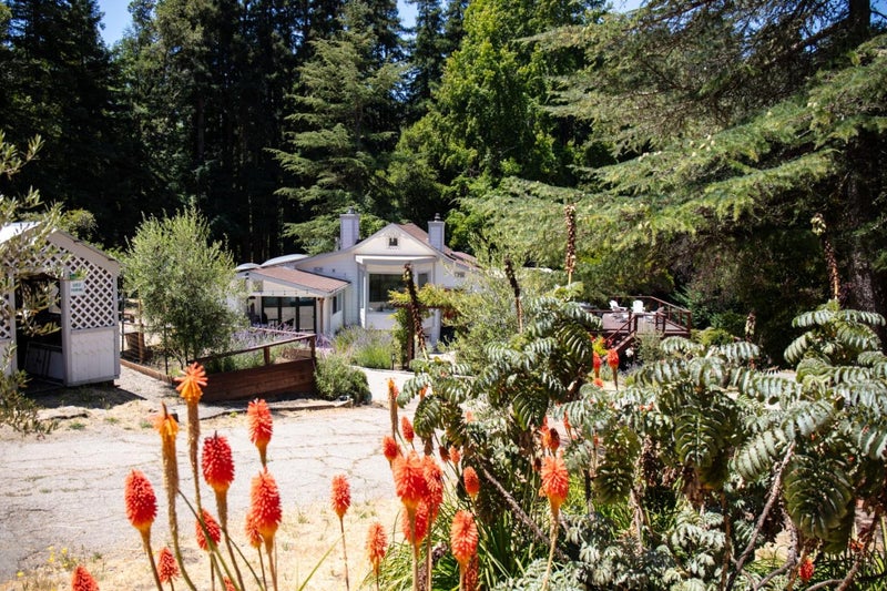 1003 Laurel Glen