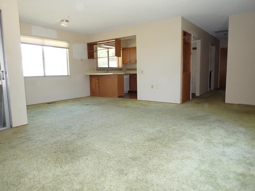 169 Rainier Circle