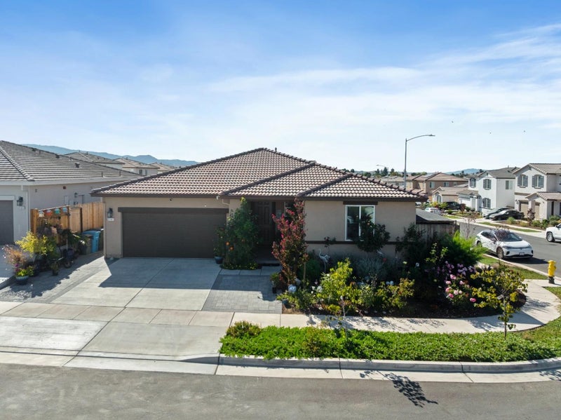 2141 Wildflower Drive