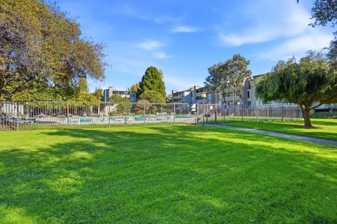 Tiny photo for 1171 Compass Lane #305, Foster City, CA 94404 (MLS # ML82027778)