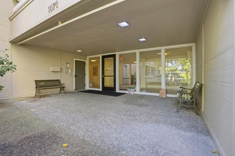 Tiny photo for 1171 Compass Lane #305, Foster City, CA 94404 (MLS # ML82027778)