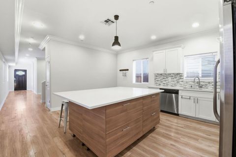Tiny photo for 6016 Fair Avenue, NORTH HOLLYWOOD, CA 91606 (MLS # ML82036525)