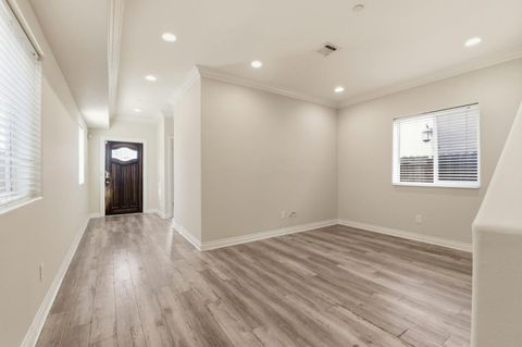 Tiny photo for 6016 Fair Avenue, NORTH HOLLYWOOD, CA 91606 (MLS # ML82036525)