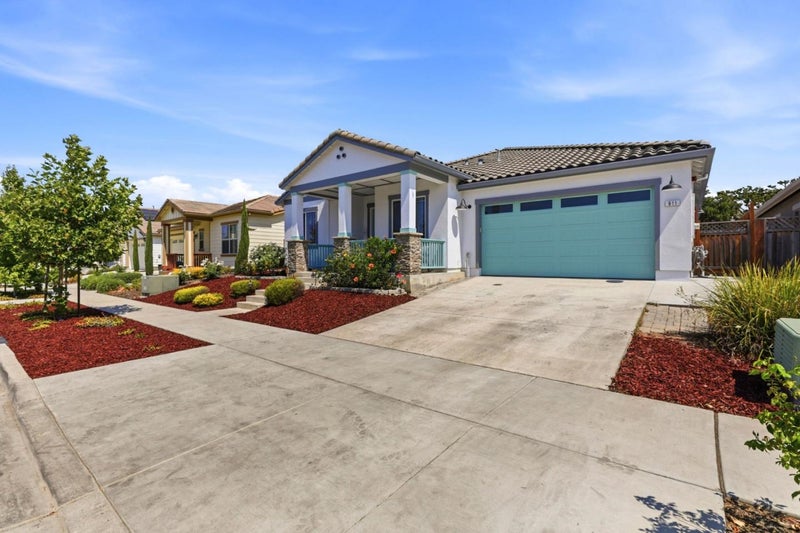 911 Trinity Drive